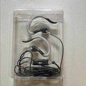 Scosche Black/Gray Sport Earclips with SlideLine Universal Control